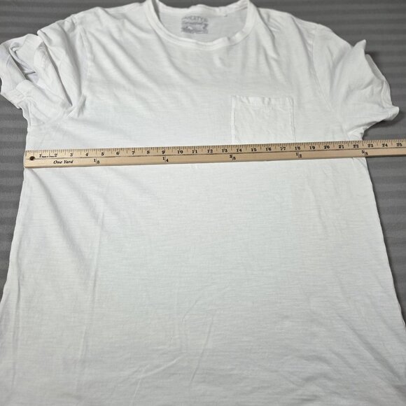 Faherty Shirt Mens XL White Sunwashed Organic Cotton Pocket Tee Casual Crewneck - Picture 5 of 7